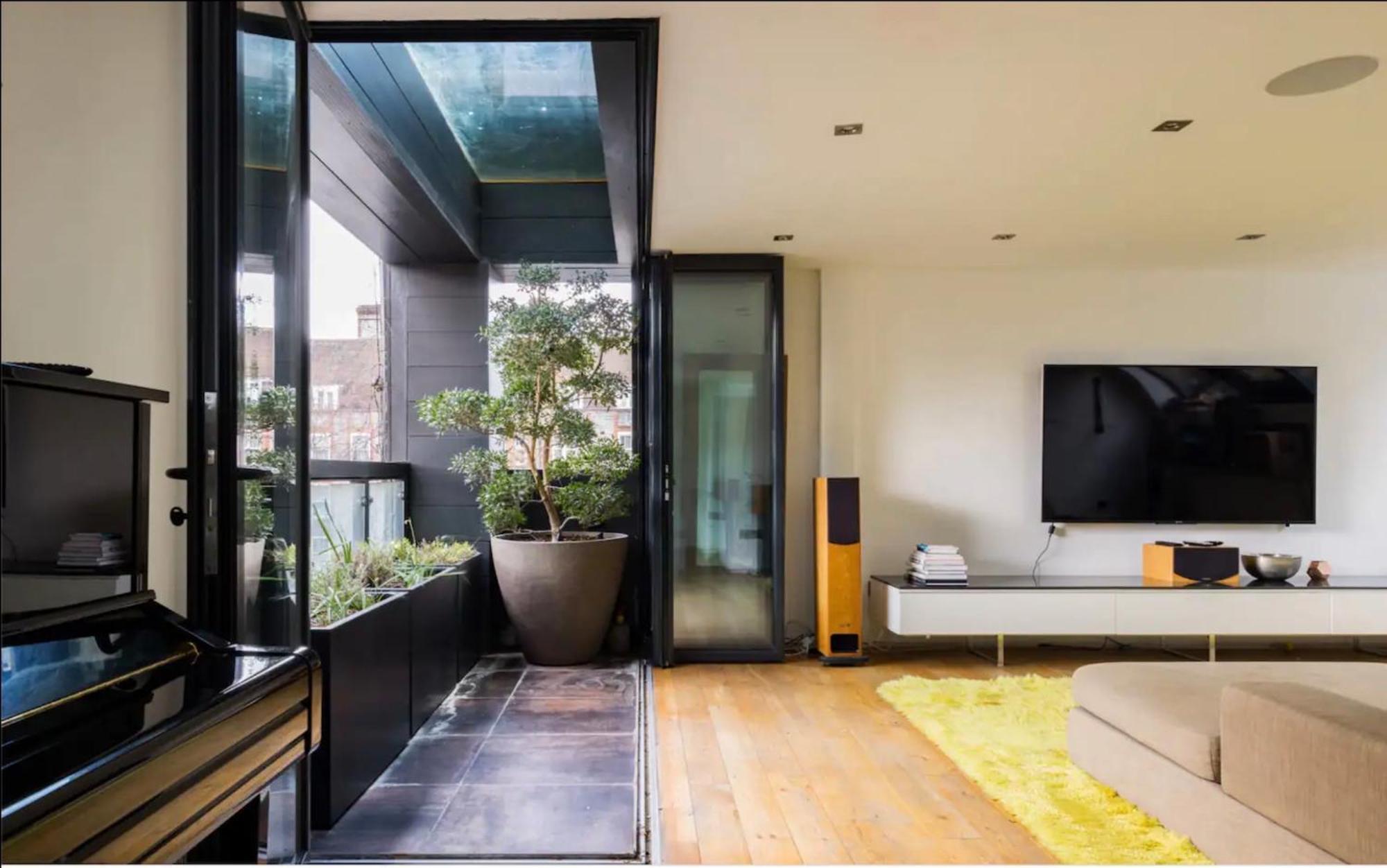 Stunning 3 Bedroom, 3 Bathroom Duplex With Terrace Londra Exterior foto